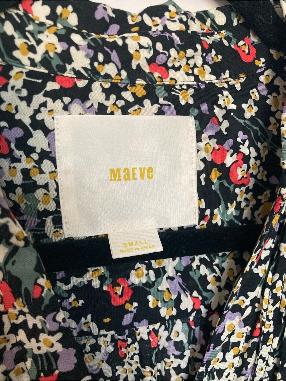 Maeve Anthropologie Black Floral V-Neck Long-Sleeve Blouse with Multicolor Print - Picture 3 of 6